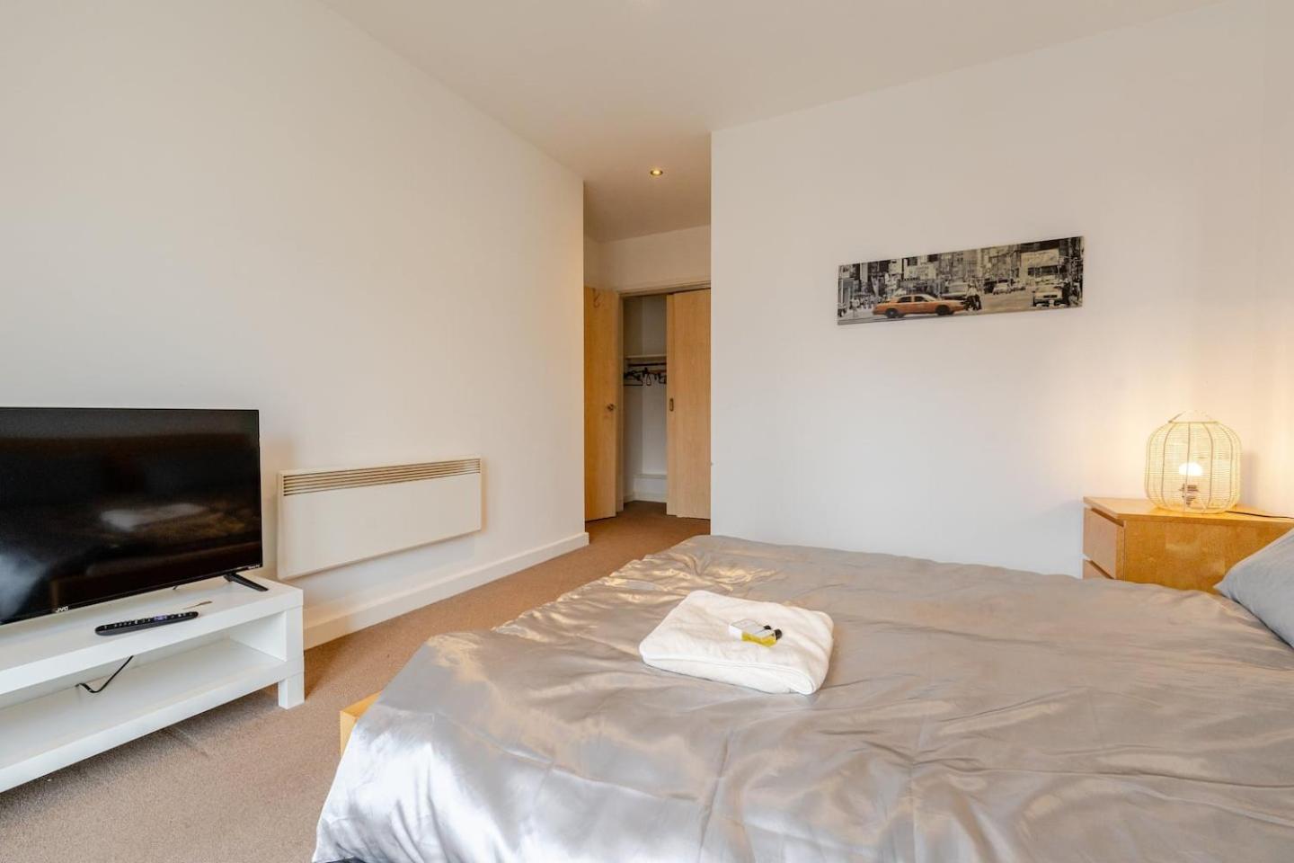 Private Room In Cardiff City Center Εξωτερικό φωτογραφία